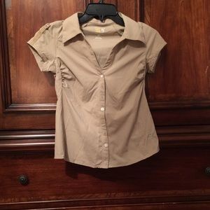 Mountain hardwear shirt